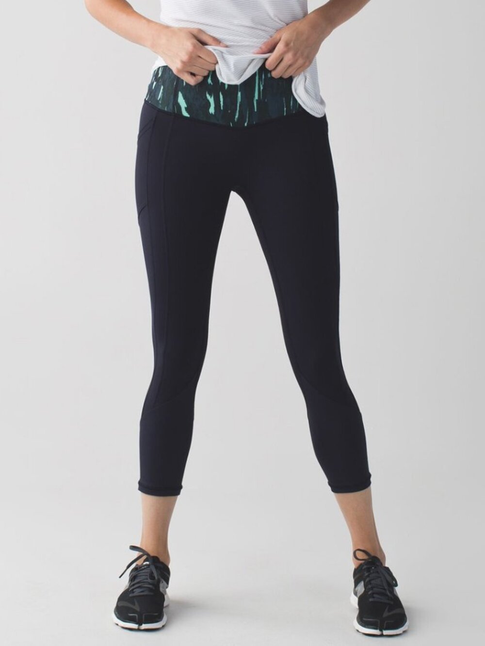 Lululemon All The Right Places Navy Leggings Size 4